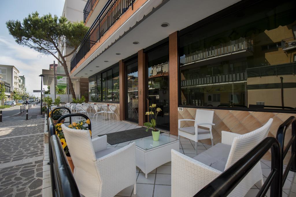 Hotel Scarlet Rimini Exterior foto